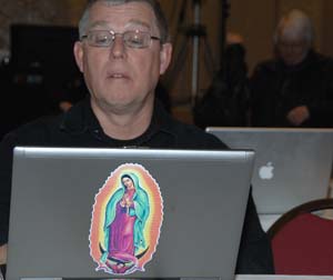 Virgin_Mary_laptopdecal_0069
